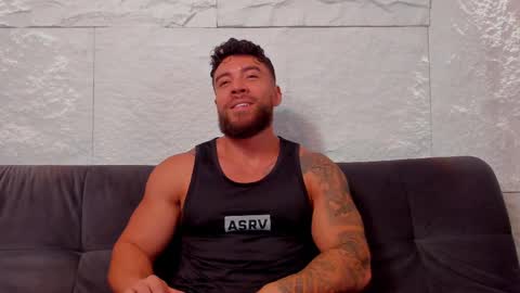 Snapshot of dreammr1 chatting on 02-28-25, 11:23 cris online show from 02-28-25, 11:23