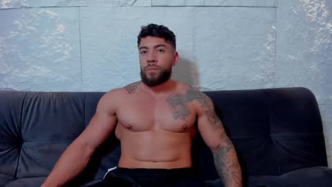 Snapshot of dreammr1 chatting on 03-01-25, 04:33 cris online show from 03-01-25, 04:33