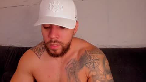 Snapshot of dreammr1 chatting on 10-15-25, 03:12 cris online show from 10-15-25, 03:12