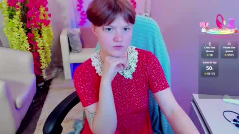 Snapshot of dreammyluna chatting on 09-14-25, 08:41 Luna online show from 09-14-25, 08:41