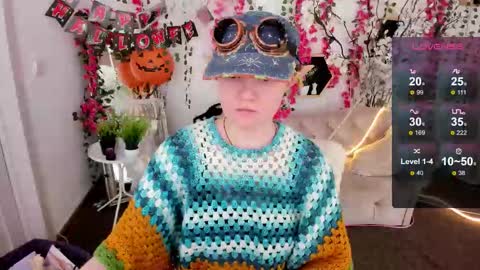 Snapshot of dreammyluna chatting on 11-01-25, 09:39 Luna online show from 11-01-25, 09:39