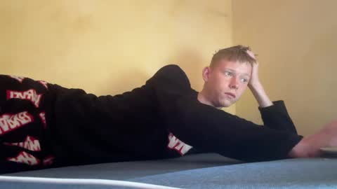 Snapshot of dreamy_devi1 chatting on 04-14-26, 11:38 dreamy_devi1 online show from 04-14-26, 11:38