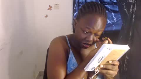 Snapshot of dreamy_wetpussy chatting on 07-02-26, 06:30 BEAUTY online show from 07-02-26, 06:30