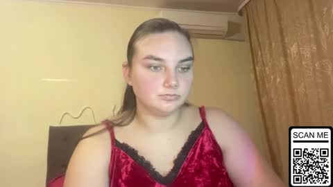 Mila online show from 10-06-25, 03:31