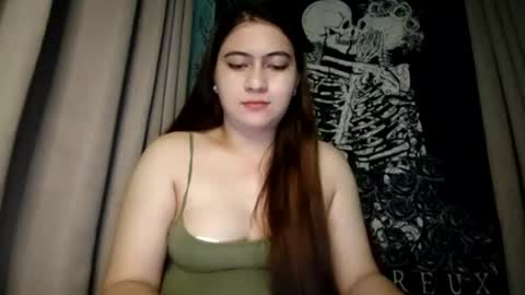 Snapshot of dreamycreamyst chatting on 03-05-25, 02:01 dreamycreamyst online show from 03-05-25, 02:01