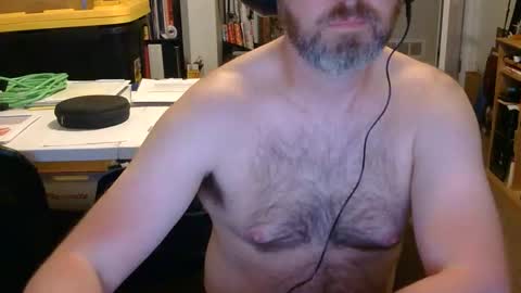 luvslutz online show from 05-26-26, 02:40