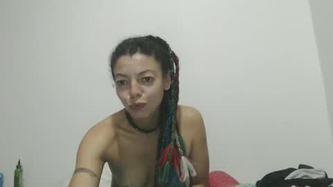 Snapshot of dreamylatina chatting on 11-06-25, 02:34 DreamyLatina online show from 11-06-25, 02:34