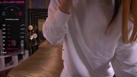 Lina online show from 01-08-25, 07:34