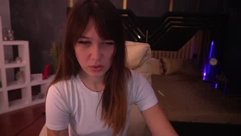 Lina online show from 01-18-25, 07:17