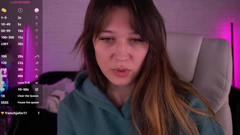 Lina online show from 01-28-25, 07:22