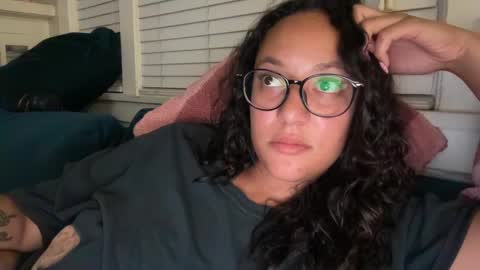 RIRI OR DREAMY online show from 09-18-25, 03:19