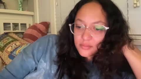 RIRI OR DREAMY online show from 10-05-25, 03:27