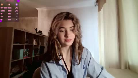 Dia online show from 03-18-26, 12:08