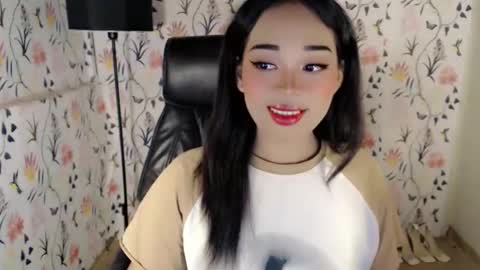 Dreyana online show from 09-17-25, 01:46