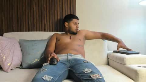 Snapshot of drimitrixlux_02 chatting on 05-28-26, 01:30 drimitrixlux_02 online show from 05-28-26, 01:30