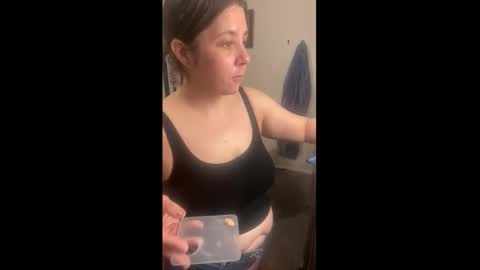 Drippy kitty  online show from 12-22-25, 10:29