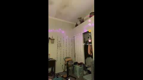 Drippy kitty  online show from 01-08-26, 04:37