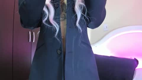 drippyorlove online show from 02-07-25, 10:20