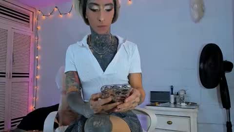 drippyorlove online show from 05-11-26, 08:28