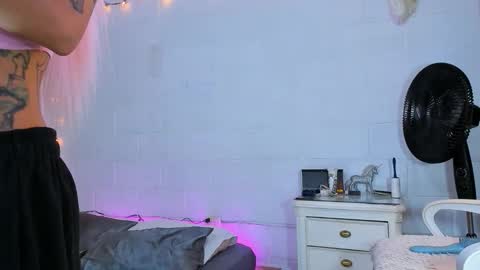 drippyorlove online show from 05-18-26, 07:31