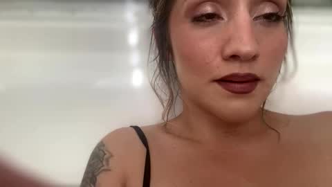 Snapshot of drippypetalo chatting on 11-03-25, 09:48 drippypetalo online show from 11-03-25, 09:48