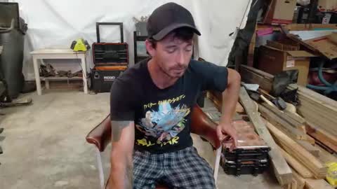 Snapshot of dritylilboy chatting on 06-06-26, 02:33 Inexperienced catfish online show from 06-06-26, 02:33