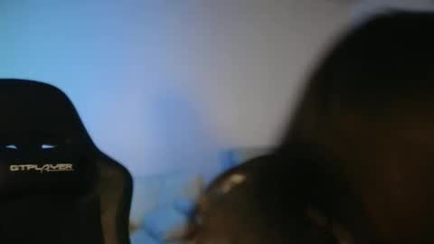 Snapshot of drizzypeach602 chatting on 12-07-24, 02:20 Drizzypeach602 online show from 12-07-24, 02:20