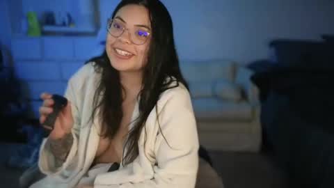 Snapshot of drizzypeach602 chatting on 12-23-24, 02:56 Drizzypeach602 online show from 12-23-24, 02:56