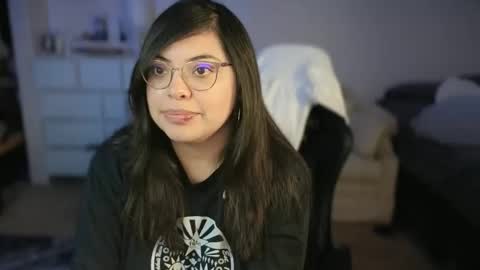 Snapshot of drizzypeach602 chatting on 01-16-25, 05:21 Drizzypeach602 online show from 01-16-25, 05:21