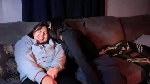 Snapshot of drizzypeach602 chatting on 11-26-25, 04:24 Drizzypeach602 online show from 11-26-25, 04:24