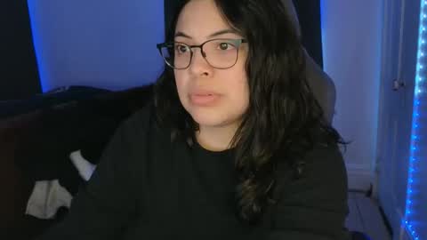 Snapshot of drizzypeach602 chatting on 12-20-25, 05:58 Drizzypeach602 online show from 12-20-25, 05:58