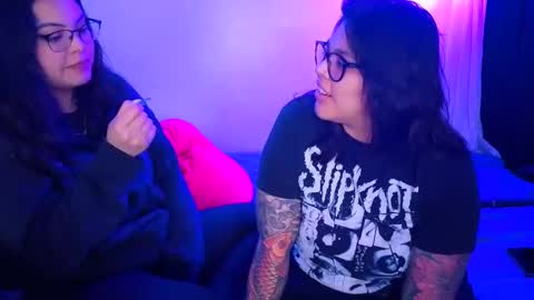 Snapshot of drizzypeach602 chatting on 02-22-26, 04:46 Drizzypeach602 online show from 02-22-26, 04:46