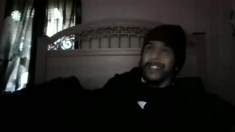 Snapshot of drogoloko233 chatting on 01-30-25, 02:15 drogo lpkp online show from 01-30-25, 02:15