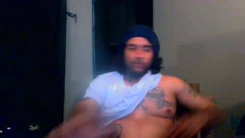 Snapshot of drogoloko233 chatting on 09-26-25, 02:48 drogo lpkp online show from 09-26-25, 02:48