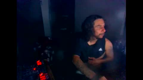 Snapshot of drogoloko233 chatting on 10-19-25, 10:05 drogo lpkp online show from 10-19-25, 10:05