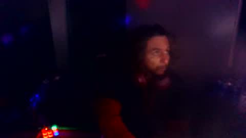 Snapshot of drogoloko233 chatting on 10-20-25, 03:29 drogo lpkp online show from 10-20-25, 03:29