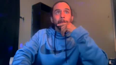 Snapshot of drogoloko233 chatting on 10-26-25, 02:39 drogo lpkp online show from 10-26-25, 02:39