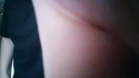 Snapshot of drovachok2_0 chatting on 10-08-25, 10:24 Drova online show from 10-08-25, 10:24