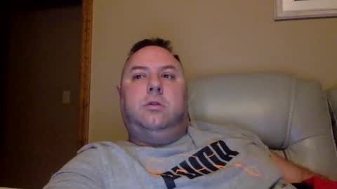 Snapshot of drow0909 chatting on 02-11-25, 02:57 Drow online show from 02-11-25, 02:57