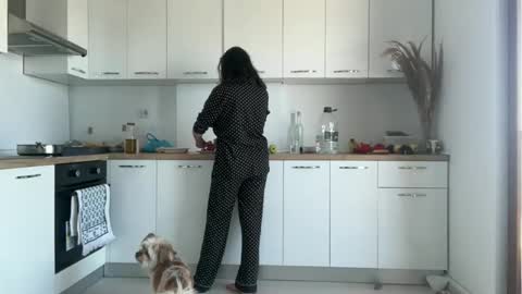 Dr. Resa online show from 10-09-25, 09:07