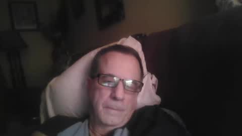 Snapshot of drthick1224 chatting on 10-17-25, 09:45 drthick1224 online show from 10-17-25, 09:45