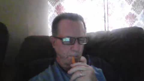 Snapshot of drthick1224 chatting on 10-25-25, 07:41 drthick1224 online show from 10-25-25, 07:41
