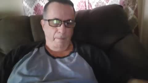 Snapshot of drthick1224 chatting on 12-22-25, 06:38 drthick1224 online show from 12-22-25, 06:38