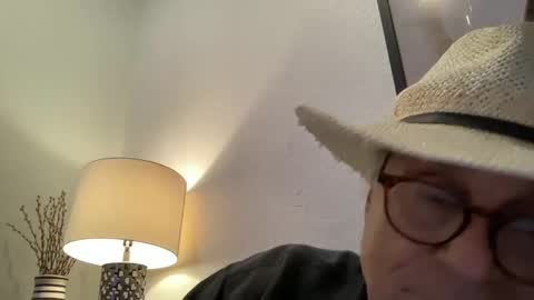 Snapshot of drtony4u222 chatting on 02-08-25, 02:47 DrTony4u222100 online show from 02-08-25, 02:47