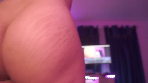 Snapshot of dsexiestqueen chatting on 12-05-24, 08:11 Trixy Latex Doll online show from 12-05-24, 08:11