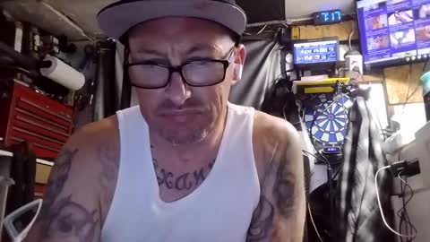 Snapshot of dsmock chatting on 11-24-25, 02:17 dsmock online show from 11-24-25, 02:17