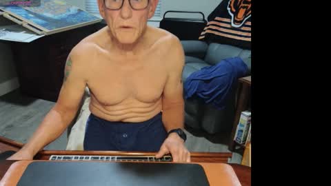 DublNikl online show from 10-27-25, 02:32