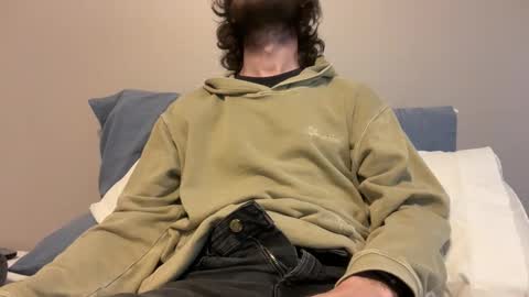 Snapshot of dudedoesdenver chatting on 04-29-26, 11:22 Max online show from 04-29-26, 11:22