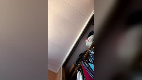 Snapshot of dudeee4 chatting on 02-21-26, 11:06 dudeee4 online show from 02-21-26, 11:06