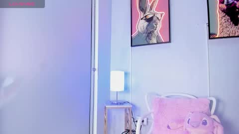 dulce__fiore07 online show from 02-05-26, 12:10